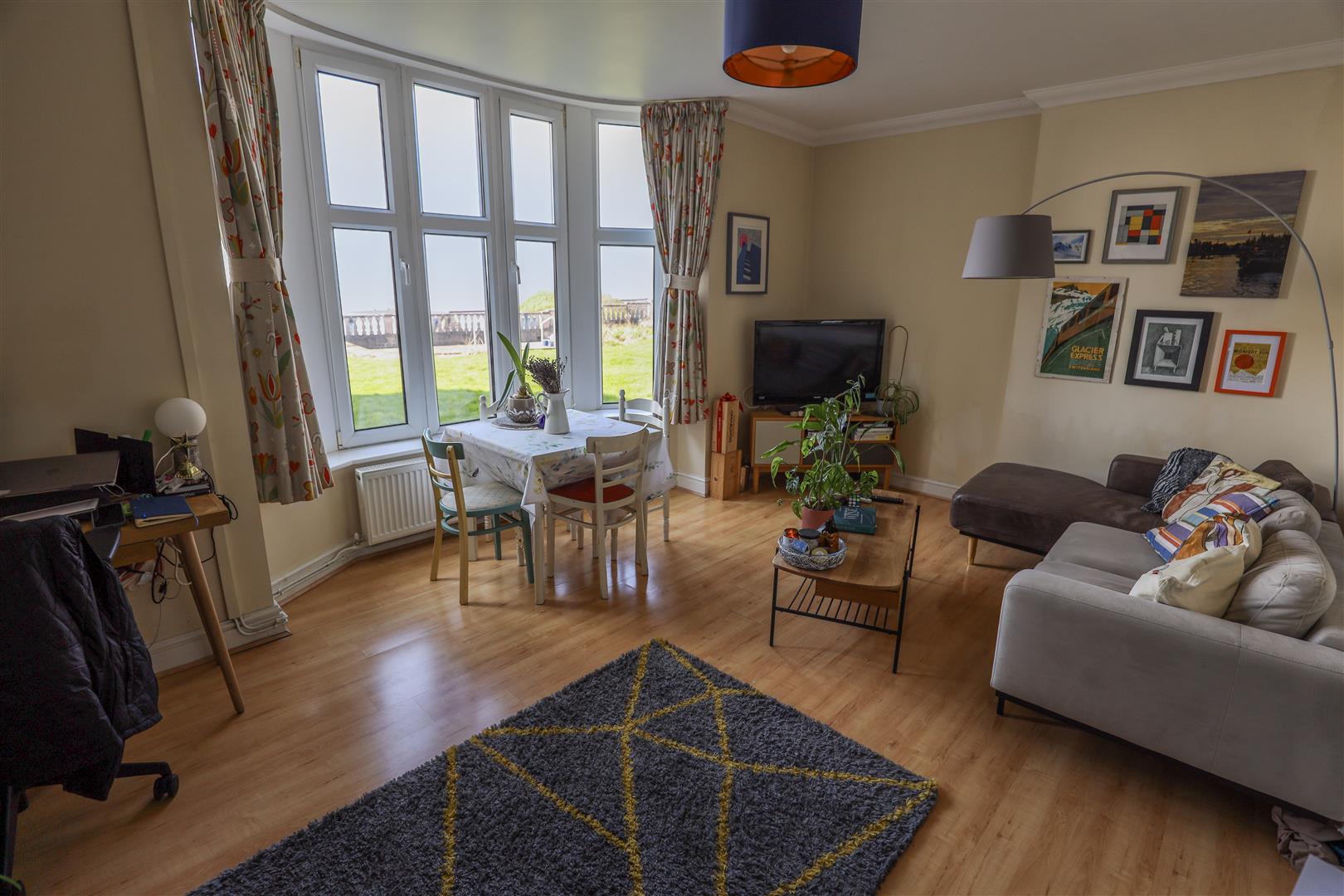 9 Y Graig, Craig Yr Eos Road, Ogmore By Sea, Vale Of Glamorgan, CF32 0QN